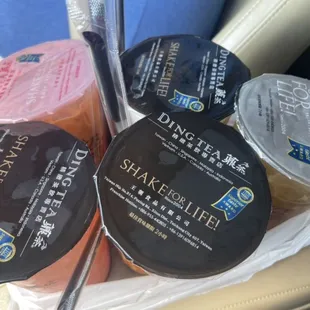 This was just one bag of drinks I had another one in the back seat.