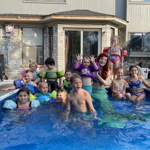 The whole group with Ariel