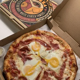 Ham and Egg pizza is a great choice so tasty!