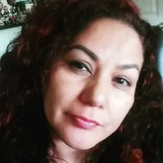 Gisel E.