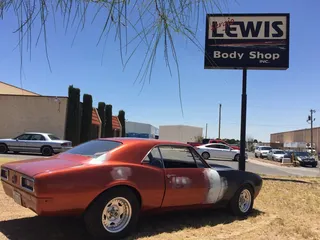 Sergio Lewis Body Shop