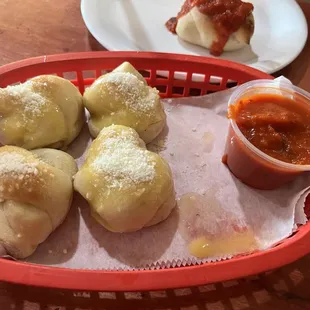 Garlic Knots