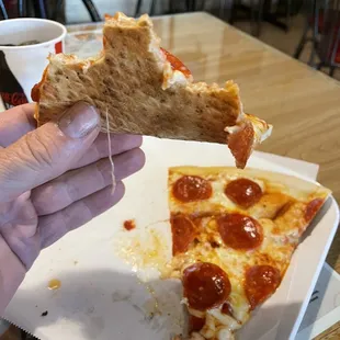 Yeast prominent - Pepperoni pizza slices and barge Root beer!! Oh yeah!!