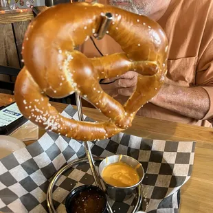 Tavern pretzels
