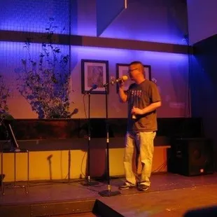 Kendo on the mic.  Pic courtesy of Frank K