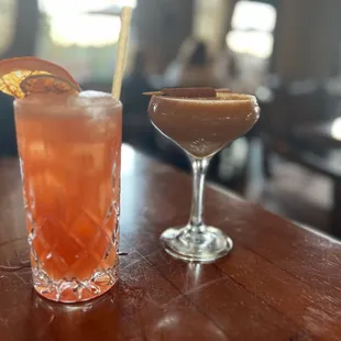 Mocktails. Cinnamon chai martini and Hibiscus-Rita