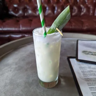 Fresh Coconut Cream Pineapple Rainwater Essence