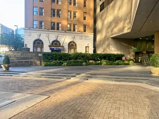 Regus Louisiana St Charles and Poydras