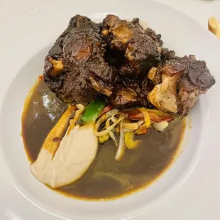 Braised Oxtails