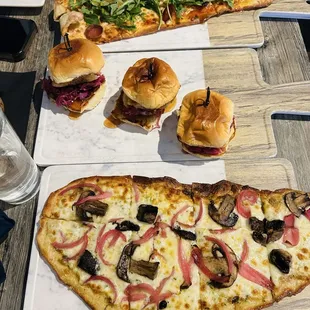 Hot Honey Chicken Sliders