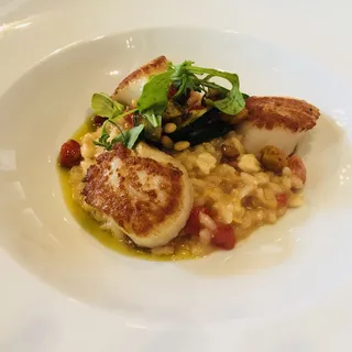 Seared Day Boat Sea Scallops