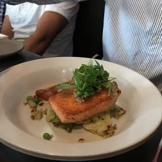 Seared Steelhead Salmon