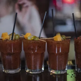 PROSPERITY&apos;S CLASSIC BLOODY MARY
House-made Bloody Mary Mix, Vodka, Chili Salt Rim, Skewered Pickle Garnish with Smoked Cheddar and Olive