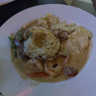 Shrimp and Grits Dinner