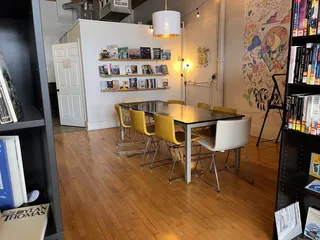 Flagship Books