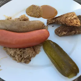 Bratwurst Sampler $11