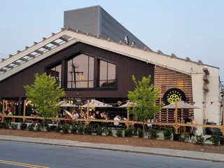 HopFly Brewing Company