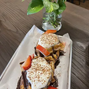 Tiramisu protein waffle