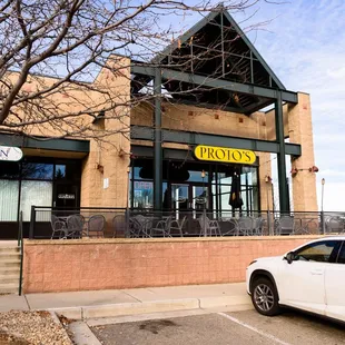 ramen and noodles, outside