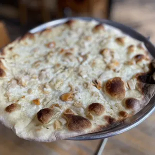 Clams with white sauce Pizza of the day