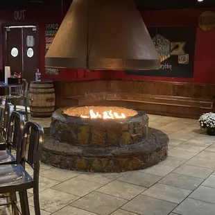Indoor fire pit