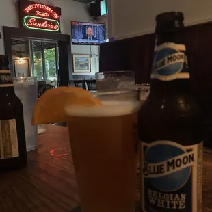 blue moon belgian white