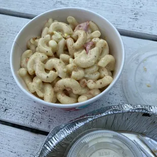 Cold macaroni salad