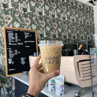 Vanilla/Lavender Iced Latte