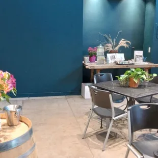 The tasting room! It's in a building from the 19th century!