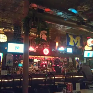 Lots of stuff to stare at behind the bar.