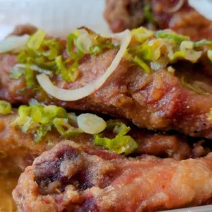 I got dibs on these ribs...