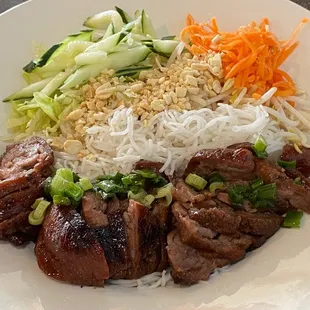 Vermicelli with Honey Glazed Pork / Chicken / or Egg Roll