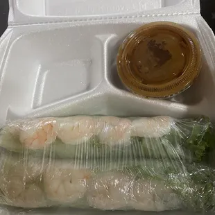 Spring rolls with shrimp