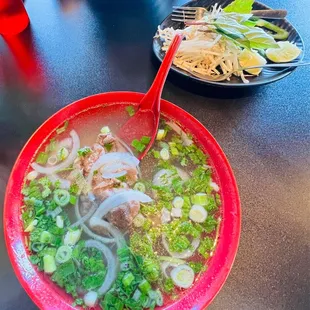 8C. STEAK PHO- TAI