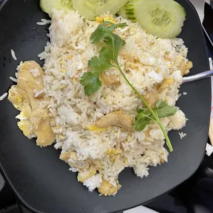 13B. FRIED RICE WITH CHICKEN- COM CHIEN GA