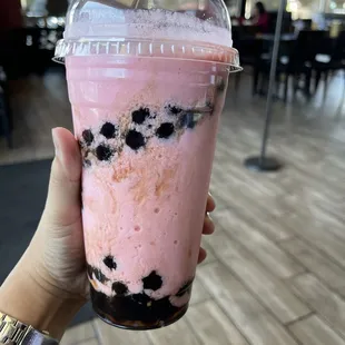 4A. STRAWBERRY SMOOTHIES with boba