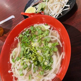 8D. BRISKET PHO- NAM