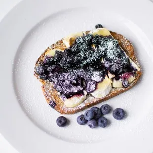 Blueberry Brie Toast (Spring 2024 seasonal breakfast)