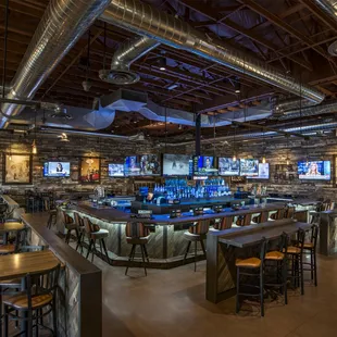 the bar and dining area