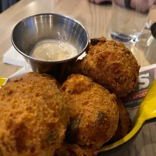 Cheddar &amp; Jalapeño Hushpuppies