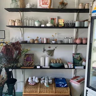 Everything you need for a simple arrangement