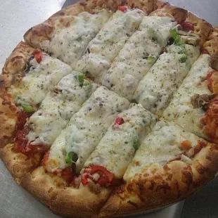 Our delicious garden pizza!