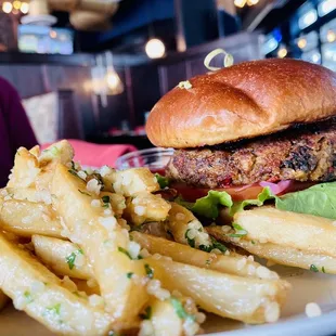 Vegetarian burger with Garlic Fries