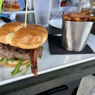 Pub burger