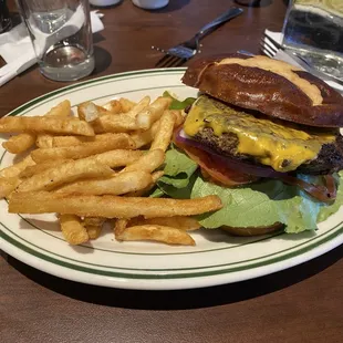 Cheeseburger with a Pretzel Bun subbed &amp; fries