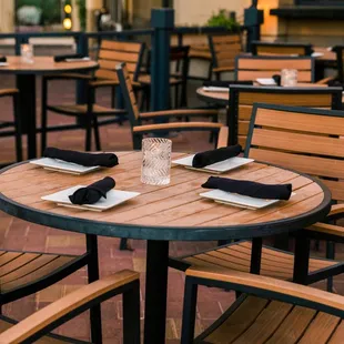 Patio dining at our Scottsdale location