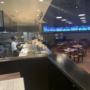 I heard the food sucks here. It's a spot to drink and not eat. :) chill spot tho!