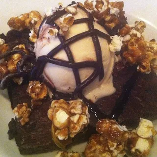 Ballpark Brownie Sundae