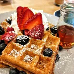 Waffles &amp; berries
