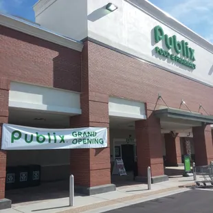 Grand opening of the northernmost Publix in the company